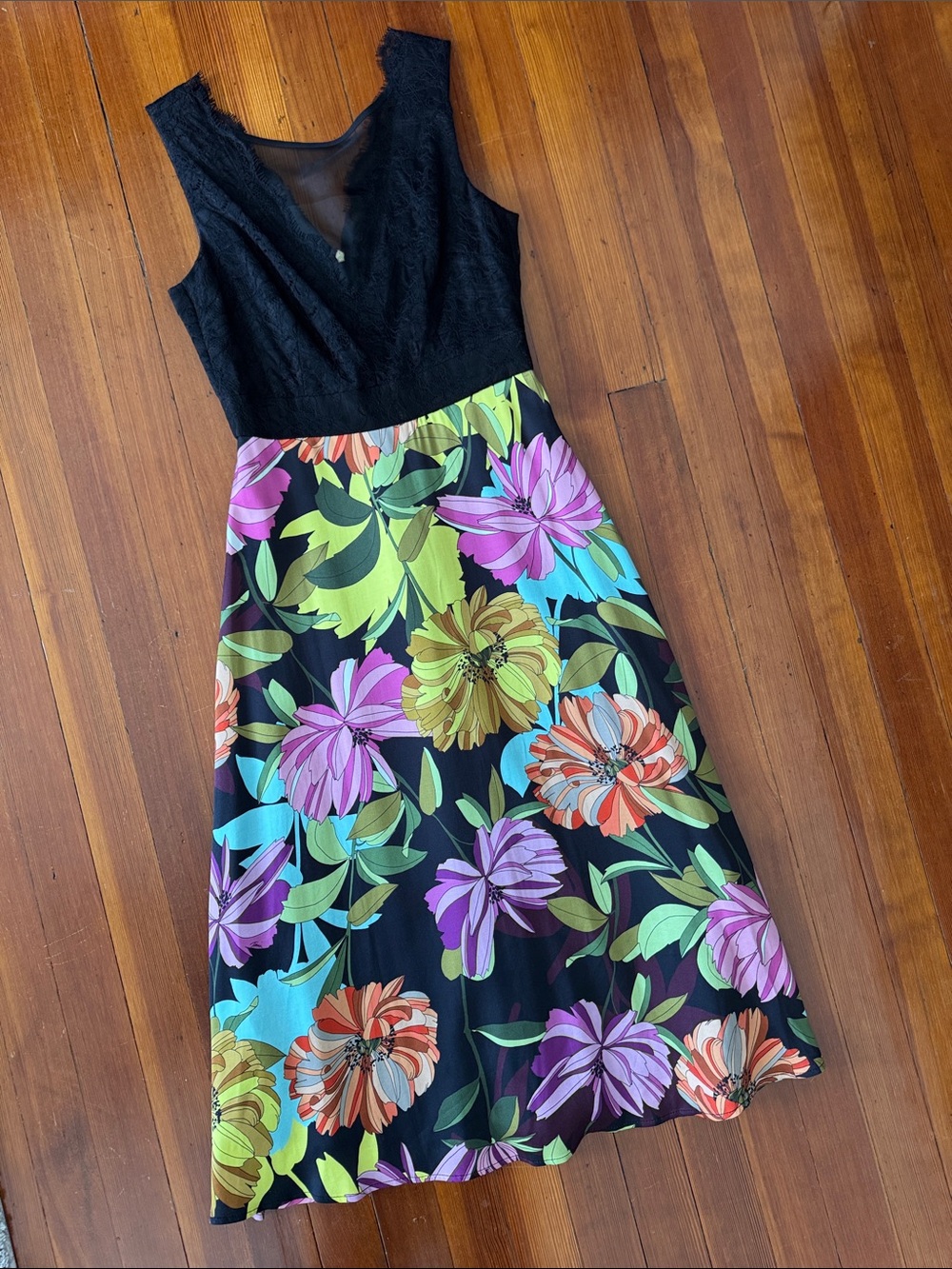 Trina Turk Black Lace Bodice with Multicolor Floral Print Midi Dress.  NWT 2